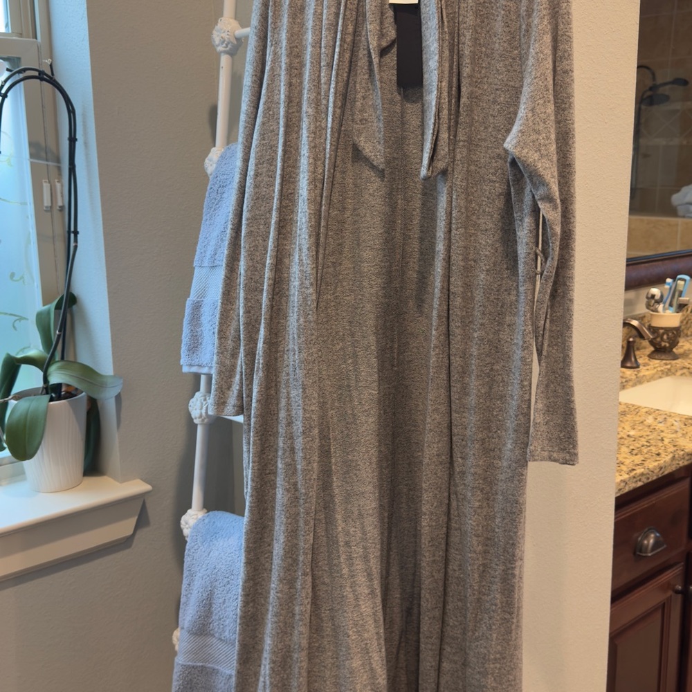 Gibson Heather Gray Knit Cardigan